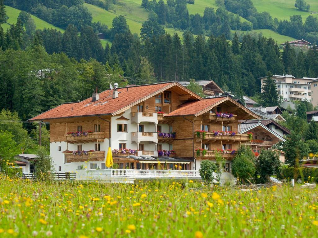 Landhotel Lechner 티롤 키르흐베르크 외부 사진